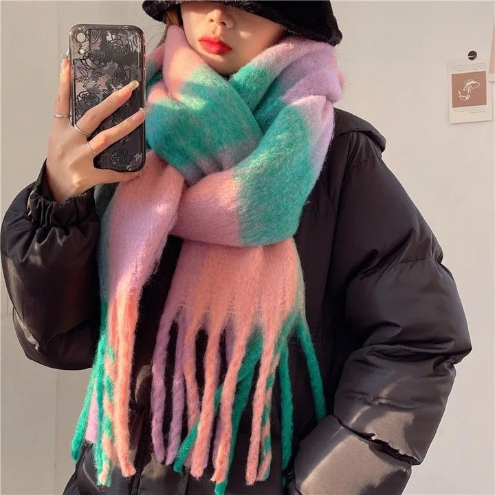 Luxe dames sjaal van wol, extra warm en zacht; perfecte winter accessoire.