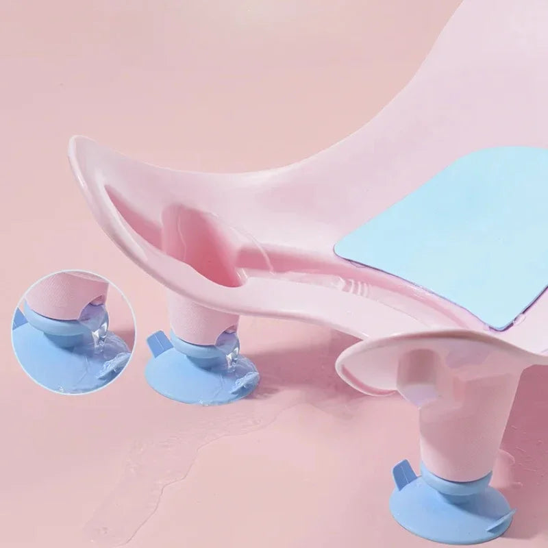 Compacte en zachte waskom voor baby's, perfect als kraamcadeau voor jongens en meisjes; bevordert goede hygiëne.