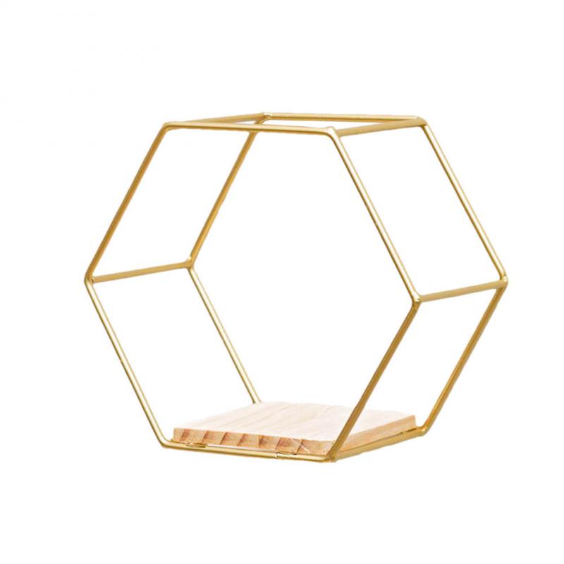 Elegante zeshoekige wandplank voor een minimalistisch interieur in de woonkamer of hal. Voor kleine decoratie.