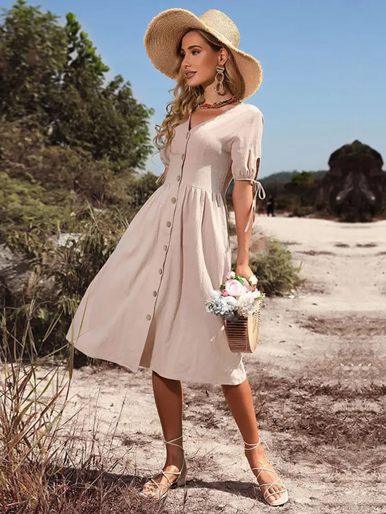 Casual dames strandjurk met V-hals, comfortabel en lichtgewicht, ideaal voor de zomer.