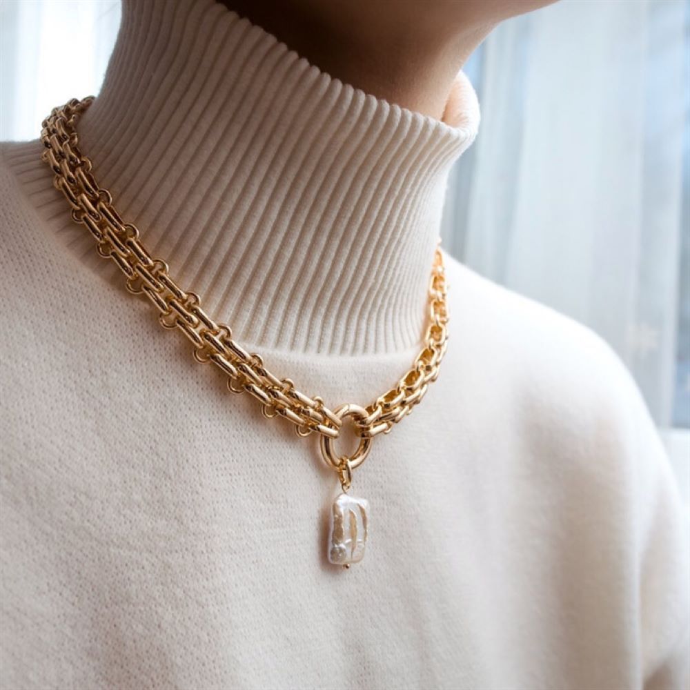 Heren statement ketting van duurzaam RVS met grove schakel. Zilverkleurig, verkleurt niet, perfect accessoire.