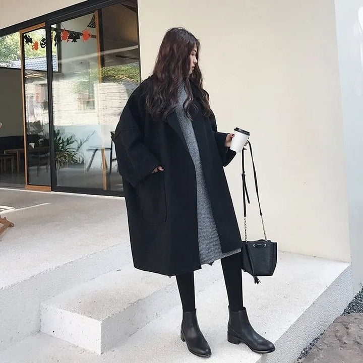 Trendy oversized herfstjas voor vrouwen, wolblend trenchcoat Aura voor een stijlvolle uitstraling.