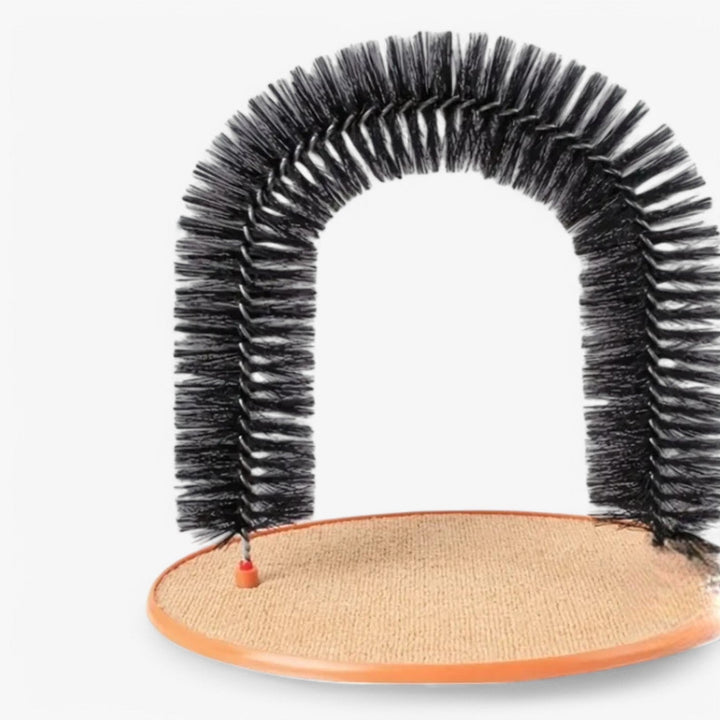 De Mira krab- en massageboog voor katten. Combinatie van krabpaal, massageborstel en interactief speelgoed voor zelfverzorging.