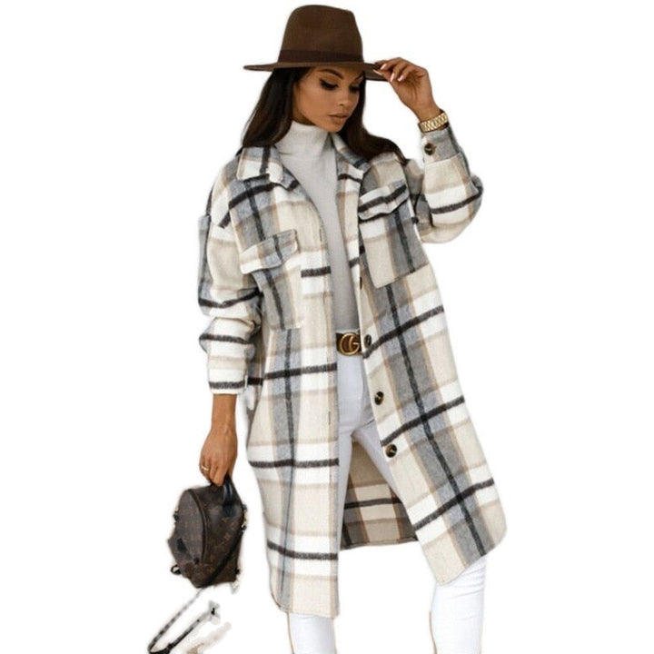 Stijlvolle en comfortabele dames ruitjas, een trendy oversized item voor elke modebewuste vrouw.