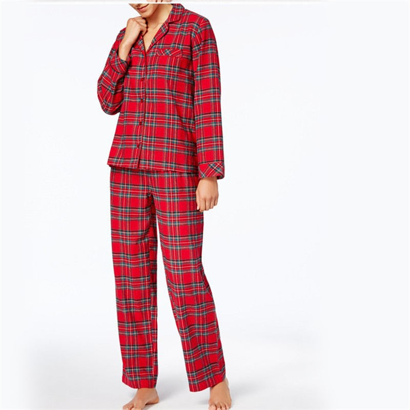 Leuke rode familie kledingset, modieus cadeau voor gezin met matchende outfits en hoog draagcomfort.