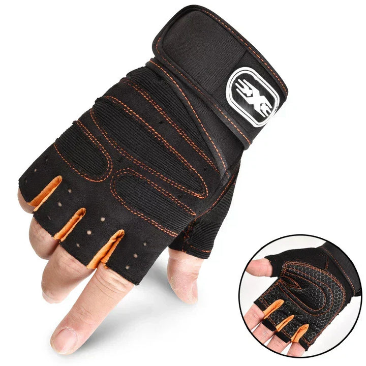 Detail van de verstelbare polsondersteuning van unisex trainingshandschoenen voor comfort, stabiliteit en extra bescherming.