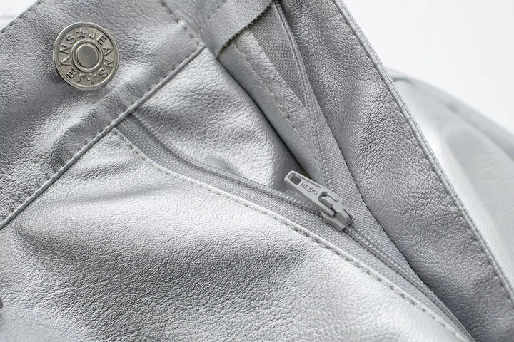Unieke metallic damesbroek, trendy hoge taille en losse pasvorm. Stijlvolle en comfortabele eyecatcher.