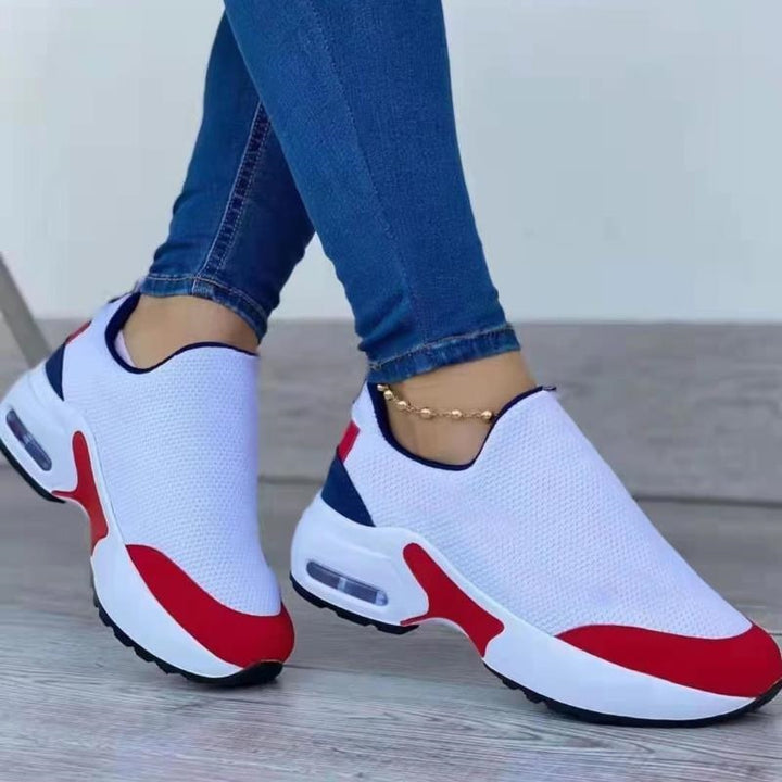 Damessneakers: rode orthopedische schoenen bieden uitstekend comfort en trendy stijl met goede voetondersteuning.
