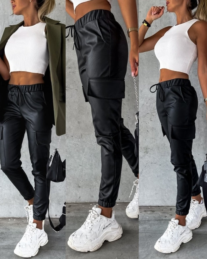 Modieuze slim fit dames cargo broek; comfortabel en stijlvol voor elke dag.