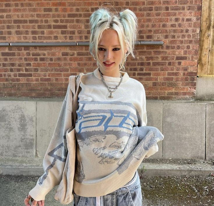 Dames oversized trui met unieke print, comfortabel en stijlvol voor casual winterkleding.