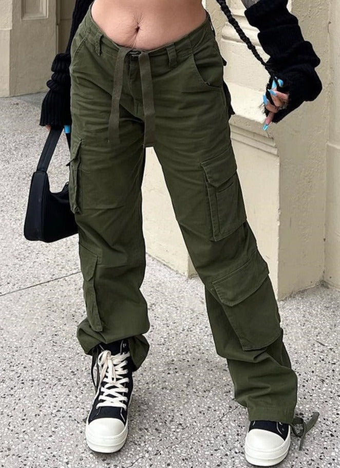 Casual dames broek met wijde pijpen en cargo zakken, trendy voor de lente en zomer mode.