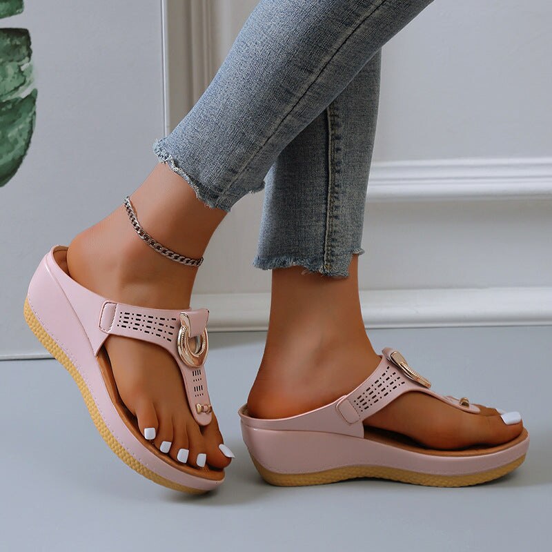 Dames orthopedische slippers, ideaal voor dagelijks gebruik met perfecte voetondersteuning.