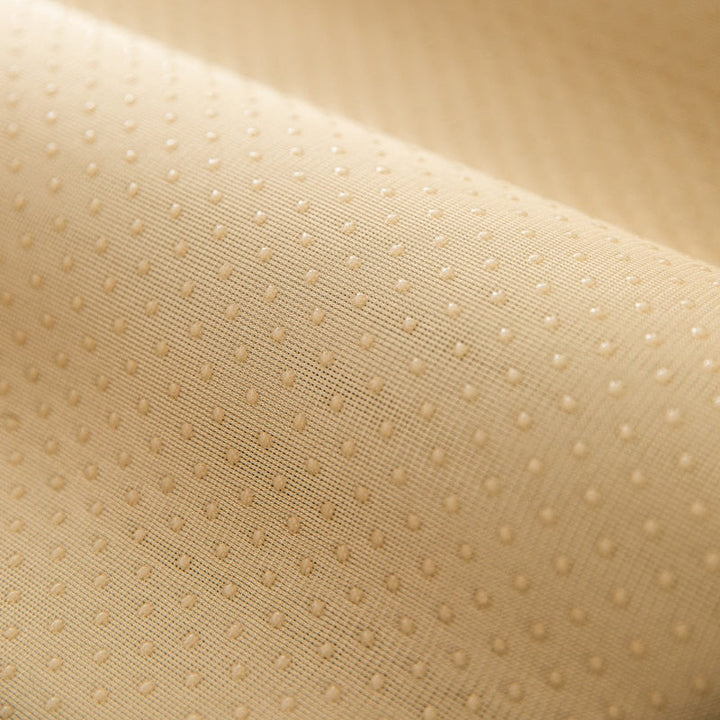 Chenille bankbeschermer met elegant visgraatstructuur en antisliprug.