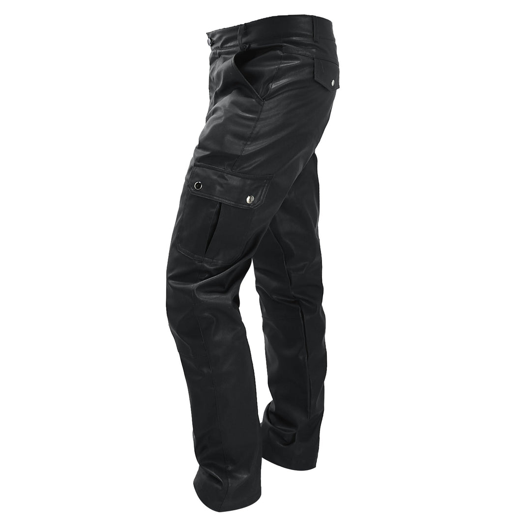 Stijlvolle heren cargo broek met uniek leereffect. Praktische broek met zijzakken voor een urban casual outfit.