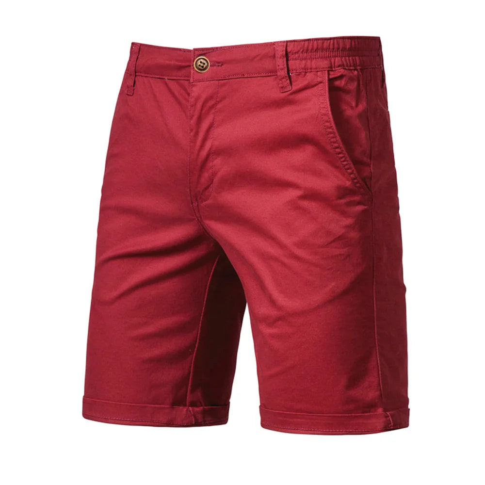 Regular fit heren chino short in trendy kleur, perfect voor een smart-casual zomerlook. Ademt comfort en stijl.