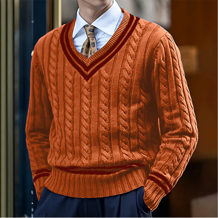 Mitchell heren V-hals trui met slim fit en verfijnd kabelpatroon. Een veelzijdige, moderne sweater voor elke man.
