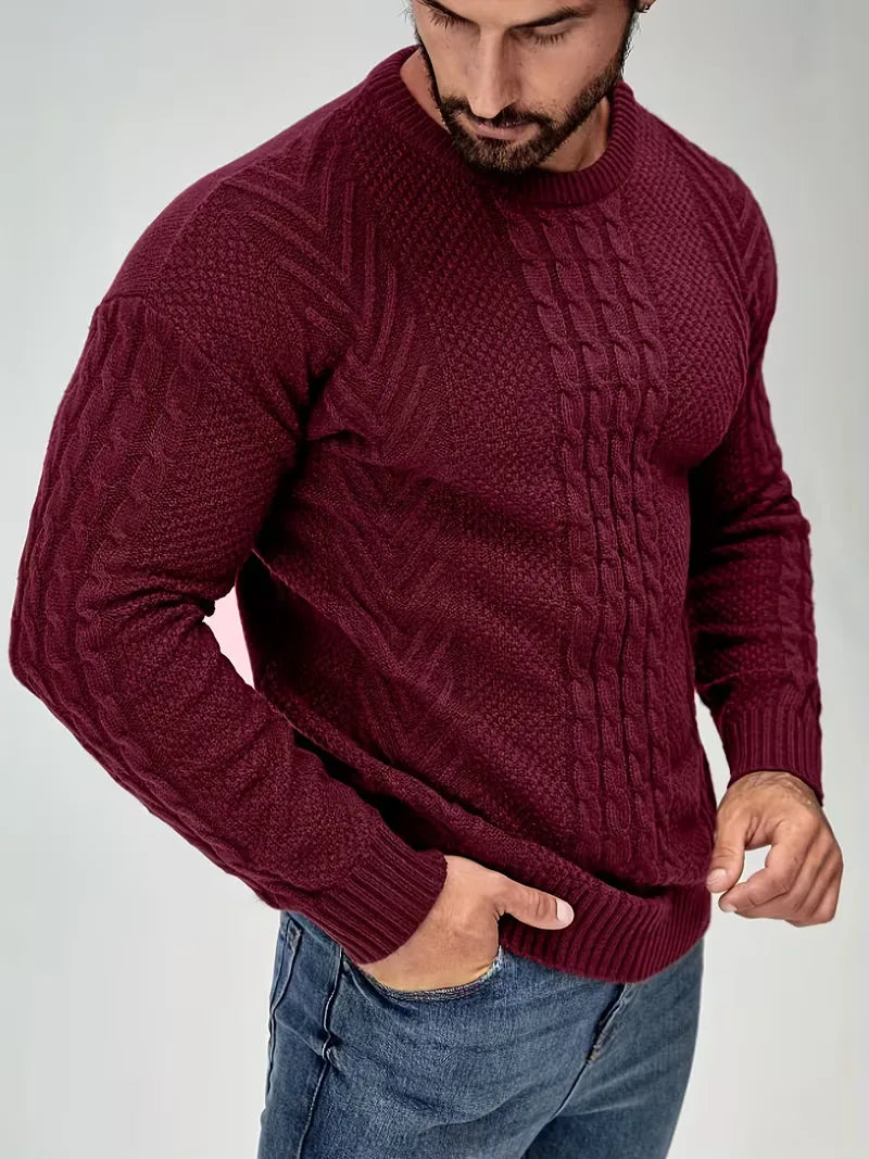 Heren trui slim fit, ronde hals, met diep kabelpatroon. Comfortabel en verfijnd.