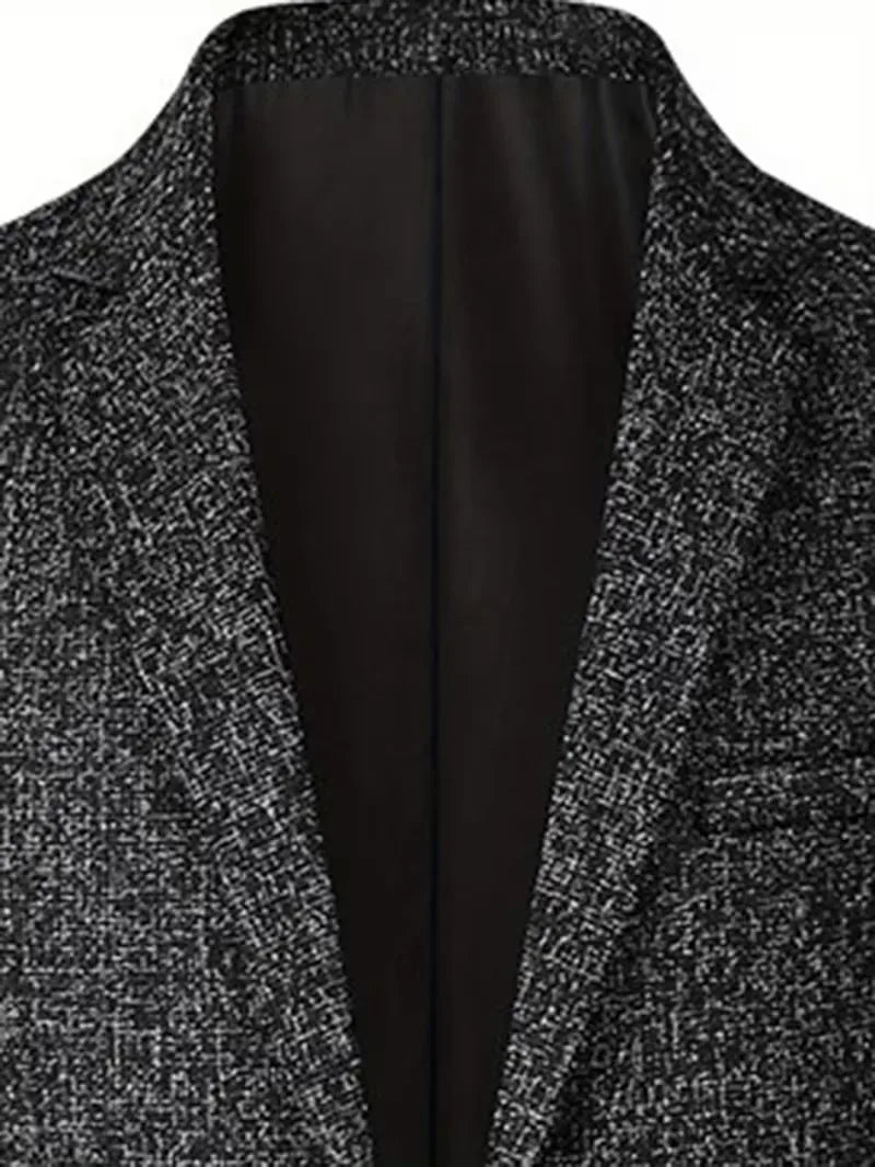 Nette herenblazer, slim-fit en kreukvrij, met elegant notch revers; perfect voor elke gelegenheid.