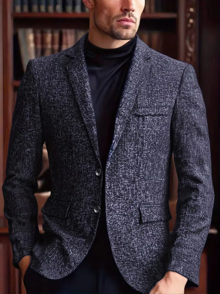 Kreukvrije slimfit herenblazer, met een modern notch revers, voor een scherpe en professionele uitstraling.