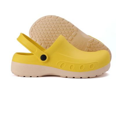 Stijlvolle unisex keuken werkschoenen met antislipzool, perfect voor elke chef in de horeca.