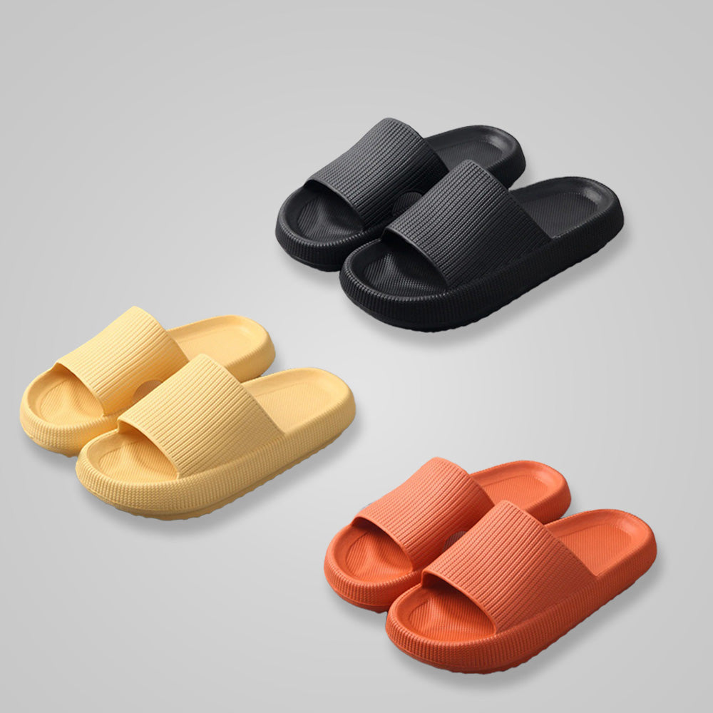 Unisex wolkenslippers voor ultiem comfort thuis, zacht, antislip en perfect als badslippers.