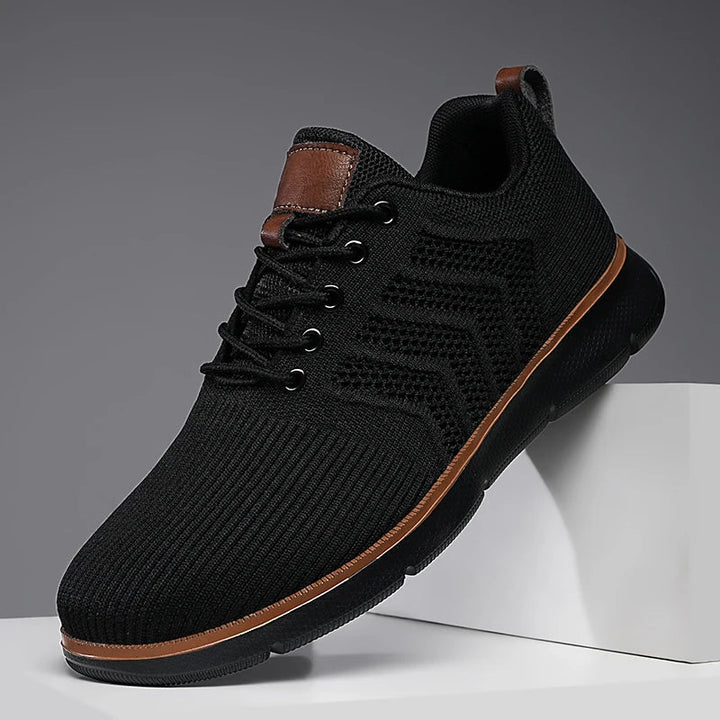 Stijlvolle en comfortabele heren instapsneakers met ademende stof en duurzame antislip zool.
