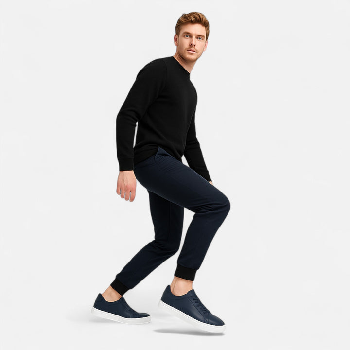 Veelzijdige heren instap sneakers, combineerbaar met diverse casual en sportieve outfits.