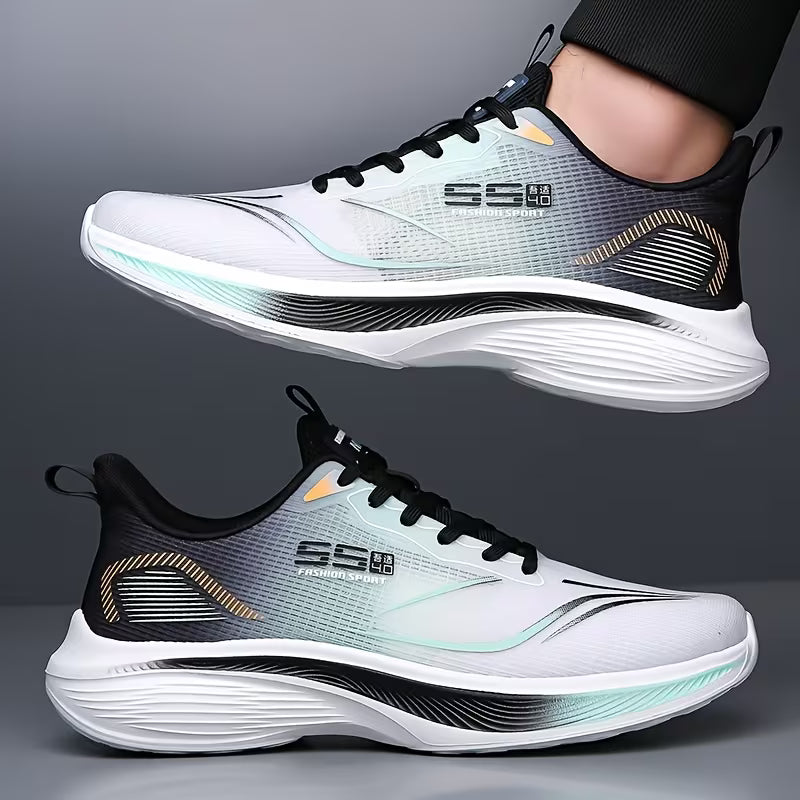Blauw/witte heren sneakers, ademend, antislip en comfortabel voor sportief gebruik.