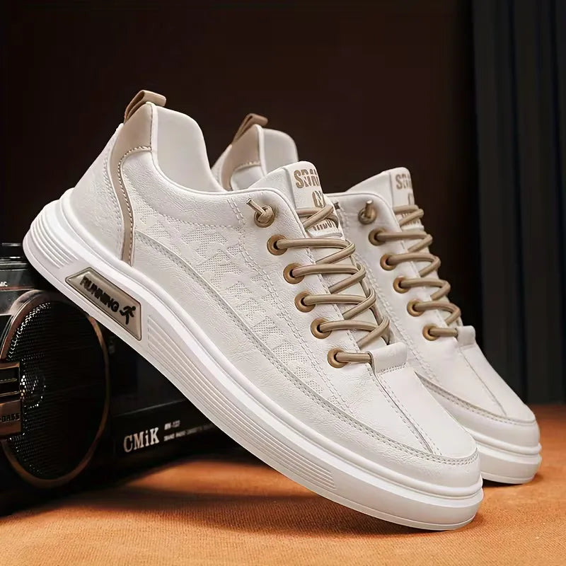 Heren sneakers met verhoogde zool en platform design, voor een casual en comfortabele stijl.