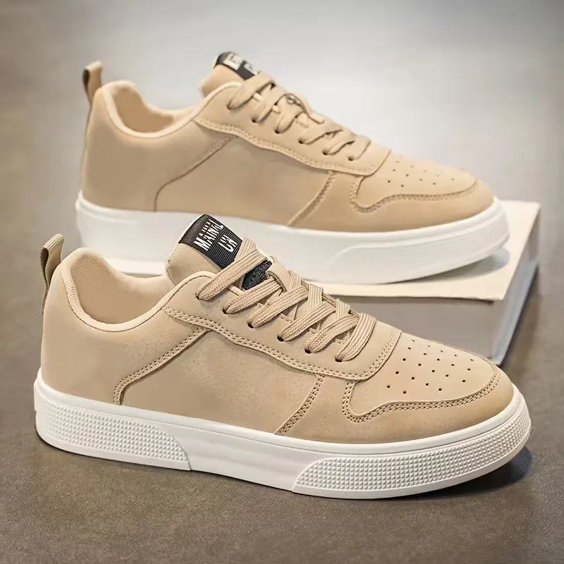 Lichtgewicht faux suède heren sneakers, bieden superieure grip en comfort voor casual dagelijks gebruik.