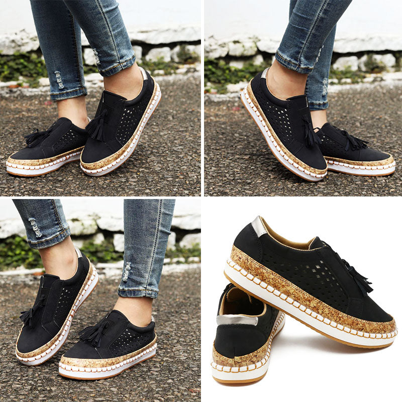 Zwarte slip-on sneakers, comfortabele wandelschoenen voor unisex mode en dagelijks gebruik.