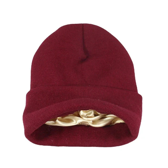 Haarvriendelijke dames muts, houdt je hoofd warm en haar pluishaarvrij. Perfecte wintermuts en accessoire.