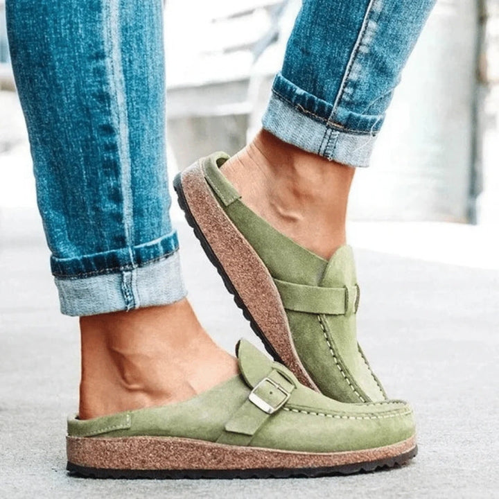 Modern design Hoymans sandalen, ergonomisch gevormd voor dames en heren, ideaal als comfortabele schoenen.