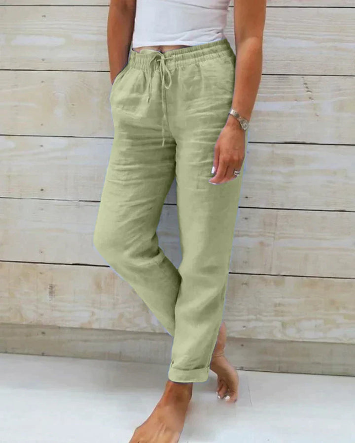 Comfortabele casual dames zomerbroek met wijde pijpen, ideaal voor luchtige zomerdagen. Modieus en veelzijdig.