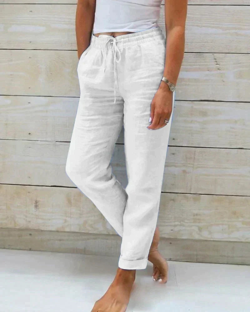 Veelzijdige dames zomerbroek: comfortabel, stijlvol en met wijde pijpen. Een must-have voor vrije tijd.