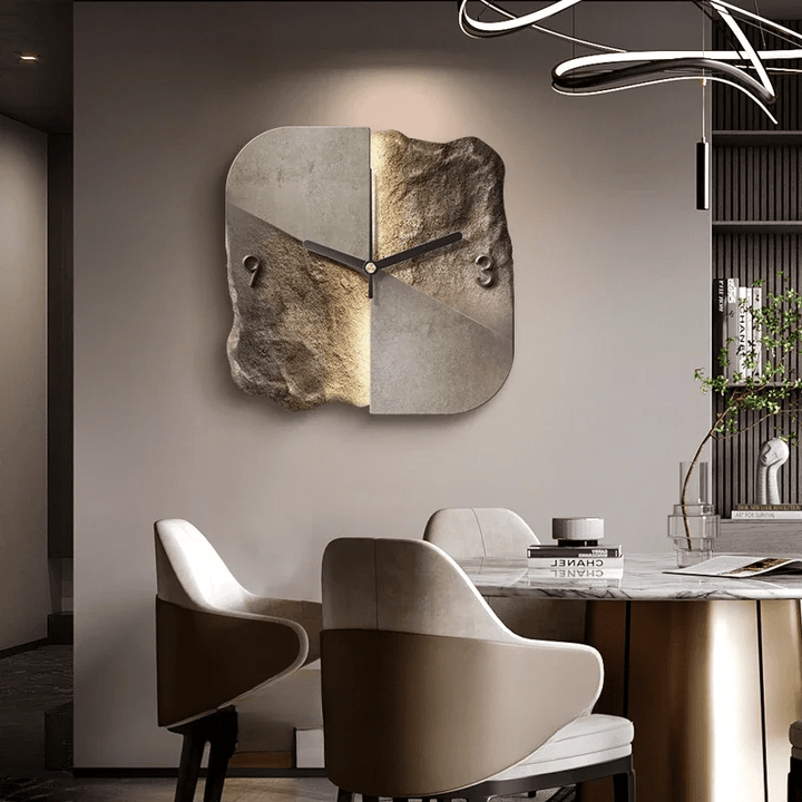 Design wandklok met zandsteenlook, stille klok. Verrijkt uw kantoor of huisinrichting met stijl.