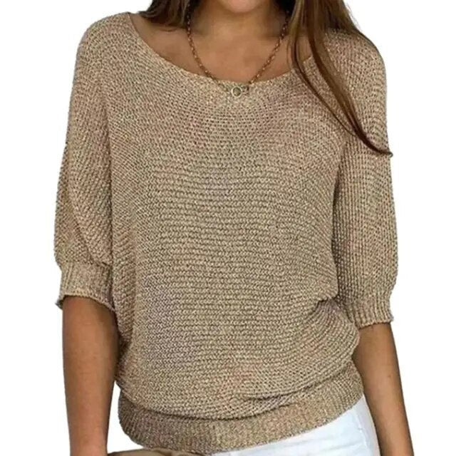 Zachte, comfortabele damestrui met elegante uitstraling, perfect voor elk seizoen en gelegenheid.