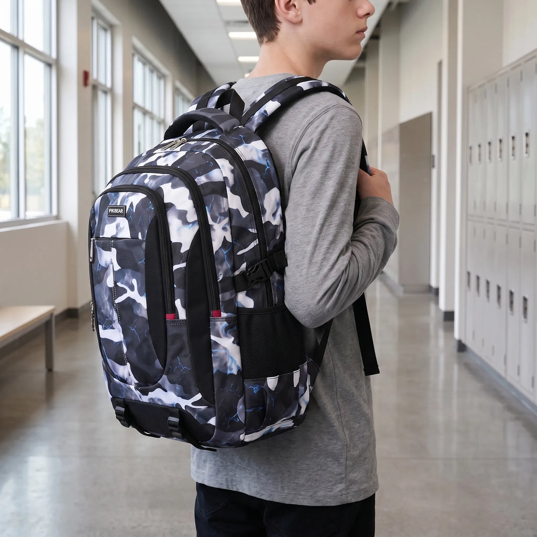 Unisex schoolrugzak met ruim laptopvak en slimme organisatie voor studenten en dagelijks gebruik. Comfortabel nylon.