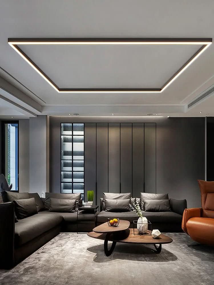 Ronde LED plafondlamp, dimbaar en energiezuinig, ideaal voor woonruimtes.