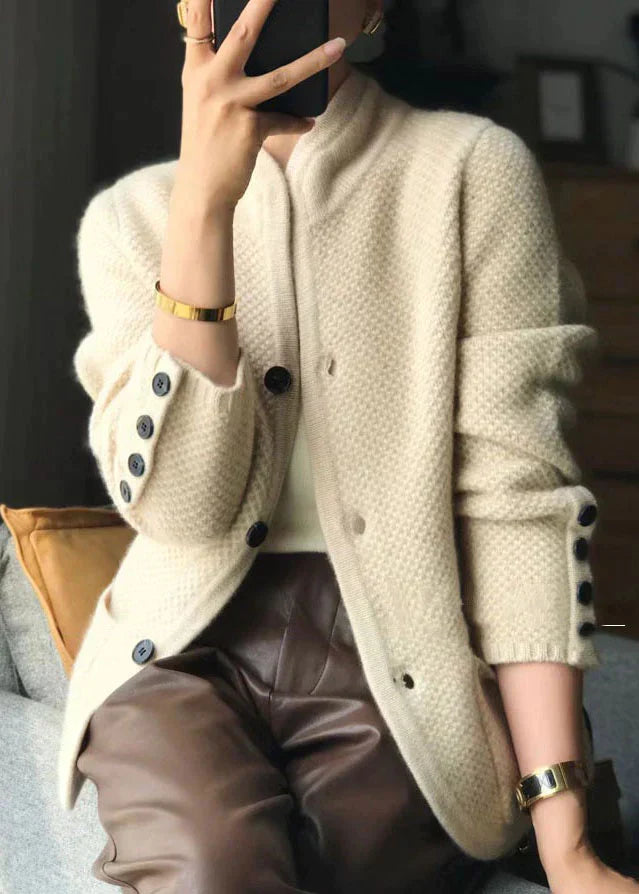 Luxe kasjmier dames vest met opstaande kraag, knopen en elegante afwerking, voor de winter.