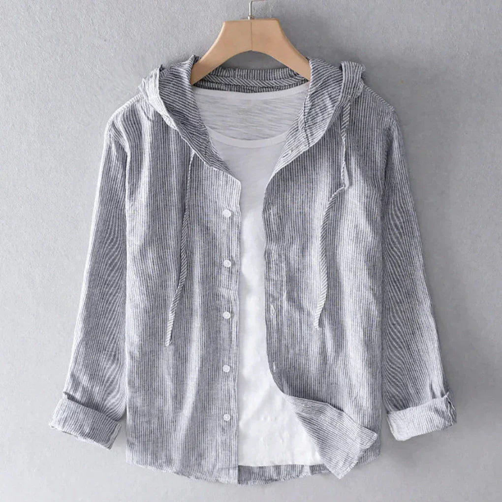 Casual elegante damesblouse met knoopsluiting, korte mouwen en neutrale kleur, veelzijdig voor warme dagen.