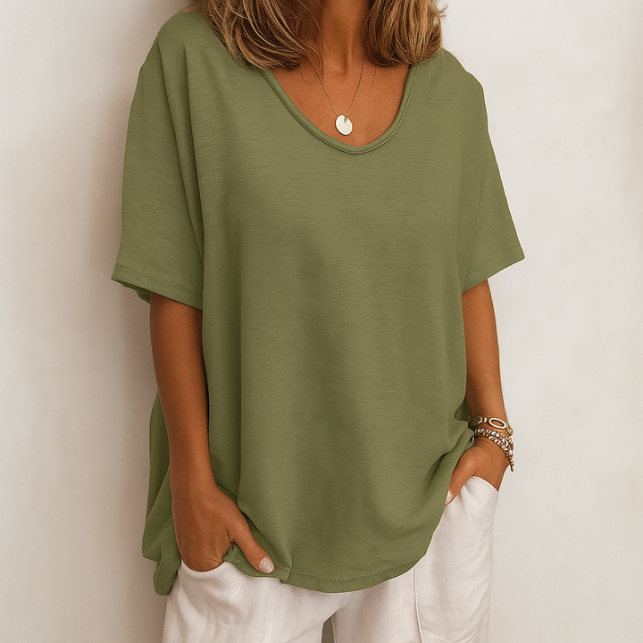 Dames basic t-shirt met ronde hals. Comfortabel, losvallend en tijdloos. Perfect voor lente en zomer.