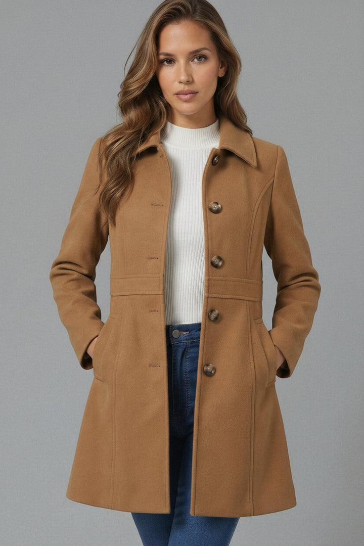 Klassieke getailleerde A-lijn damesmantel, tijdloze elegantie en warmte voor de winter.