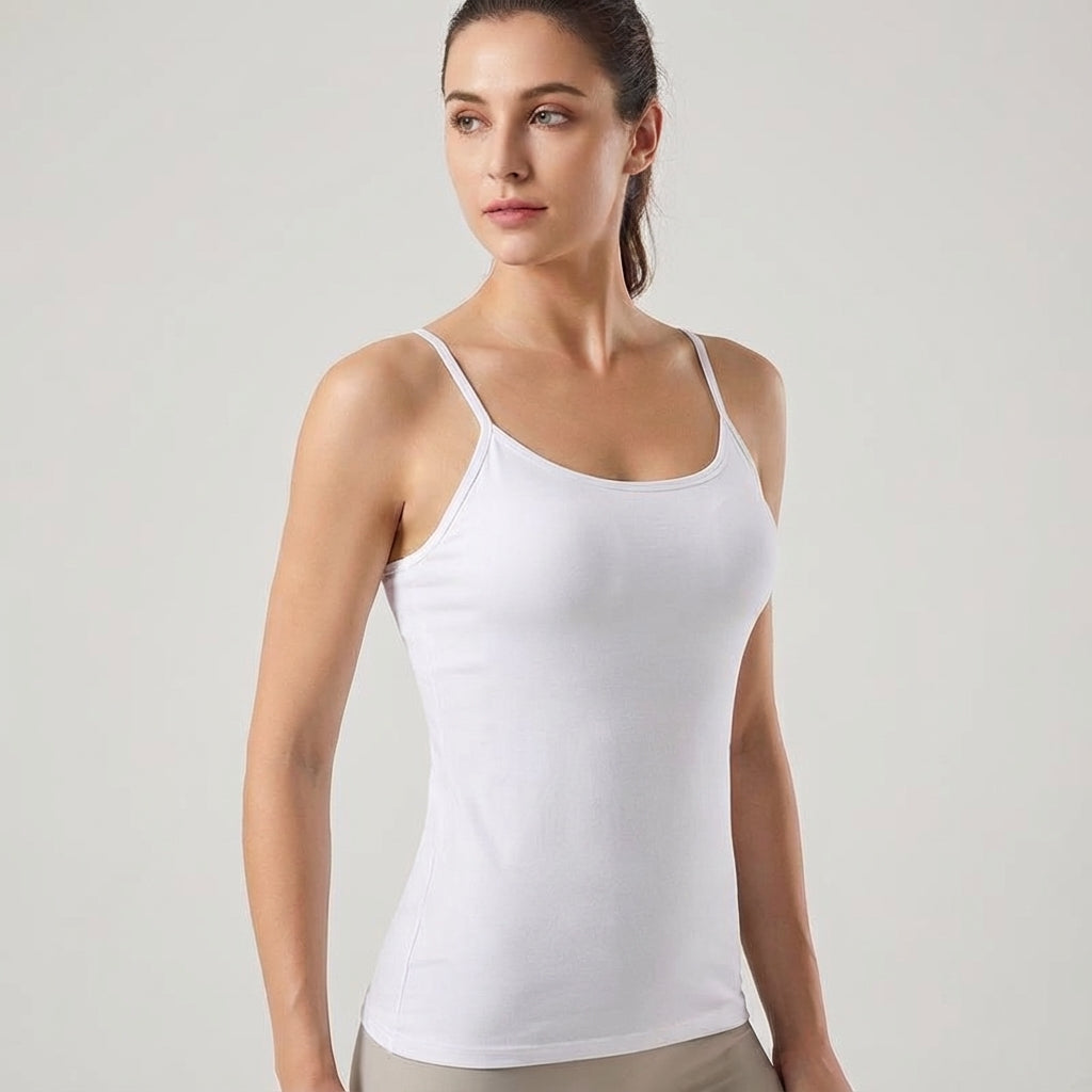 Naadloze dames tanktop Tara met ingebouwde bustier voor een gladde look; comfortabele basis top voor elke dag.