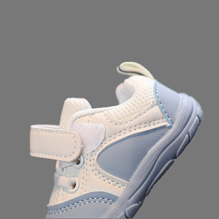 Barefoot kinderschoenen in beige, perfect voor eerste stapjes, met antislip en ademend design.