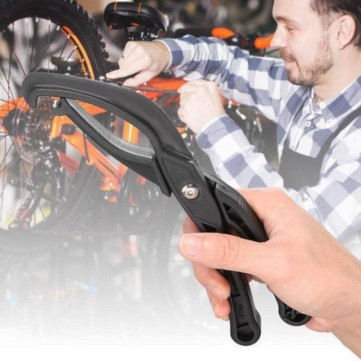 Efficiënt fietsgereedschap voor bandenmontage, beschermt de velg tijdens fietsreparatie.