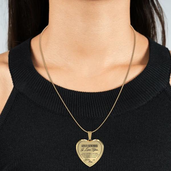 Elegante dames ketting 'Liefde van Moeder' gedragen, perfect cadeau voor dochter, beschikbaar in zilver.