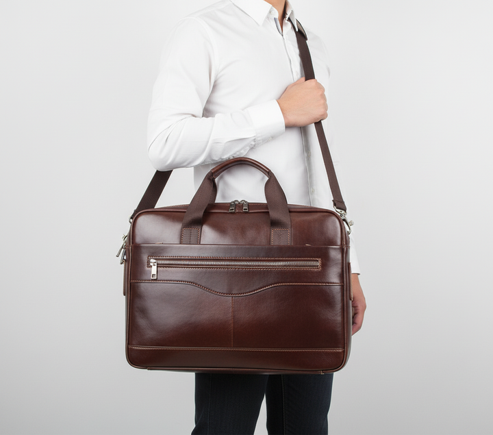 Moderne unisex laptoptas, beschermt je 15-inch laptop stijlvol. Ideaal als ruime aktetas voor dagelijks gebruik.