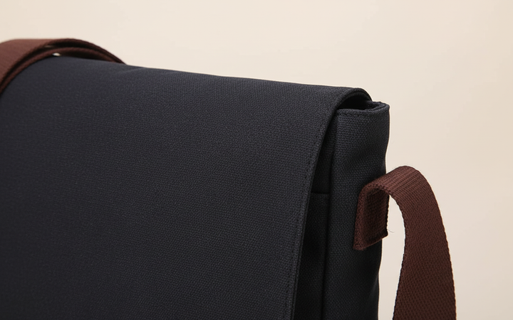 Professionele zwarte laptoptas/schoudertas Canoza; ideaal voor zakelijk en dagelijks kantoor gebruik.