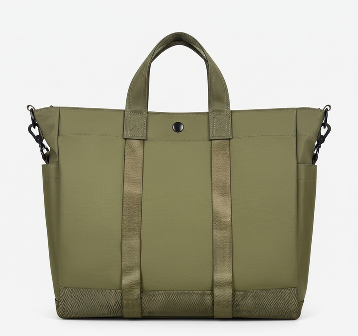 Veelzijdige ToteMax laptoptas: combineert de functionaliteit van een reistas met de elegantie van een dames schoudertas.